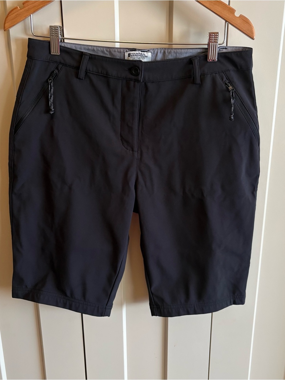 Mountain Warehouse Black Lightweight Shorts -UPF 50-size 8
